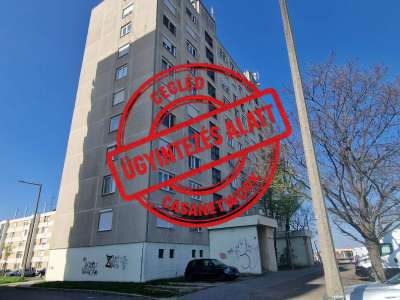 Eladó panellakás - Cegléd (Belváros) / 1. kép