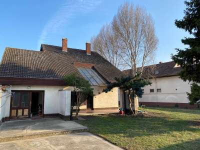 Eladó családi ház - Cegléd / 5. kép