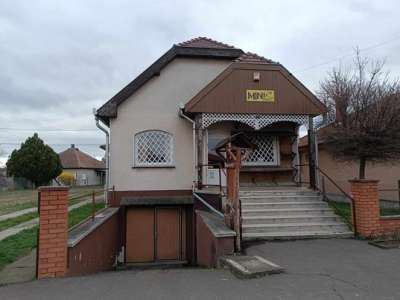 Eladó üzlethelyiség - Tápiószele / 1. kép