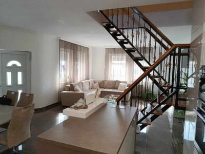 Eladó családi ház - Tápiószentmárton / 2. kép