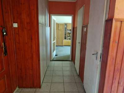 Eladó panellakás - Cegléd / 2. kép