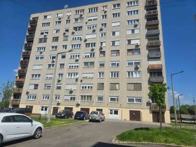 Eladó panellakás - Cegléd / 1. kép