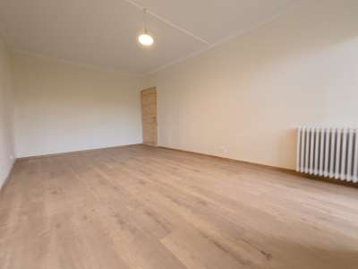 Eladó panellakás - Cegléd (Belváros) / 8. kép