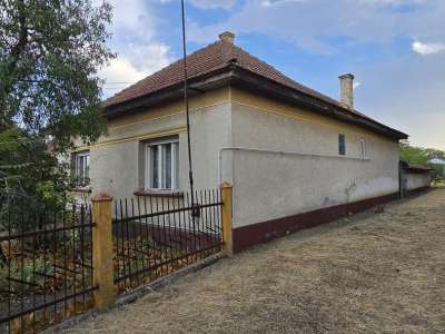Eladó családi ház - Újszilvás / 3. kép