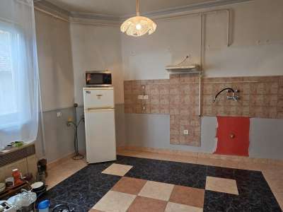 Eladó családi ház - Cegléd / 6. kép