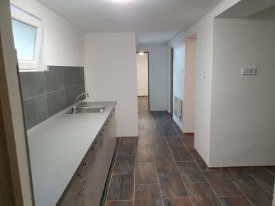 Kiadó üzlethelyiség - Szolnok (Belváros) / 1. kép