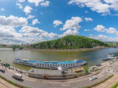 Eladó téglalakás -  / 1. kép