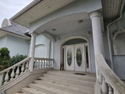 Eladó családi ház - Törökbálint / 2. kép