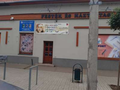Eladó üzlethelyiség - Heves (központ) / 2. kép