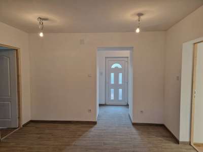 Eladó családi ház - Jászárokszállás / 8. kép