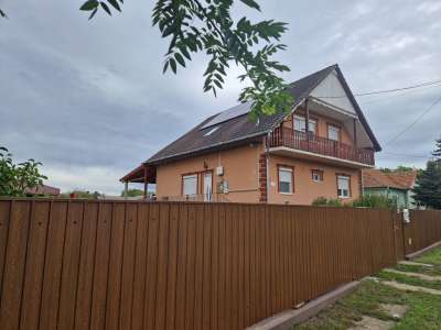Eladó családi ház - Heves / 1. kép