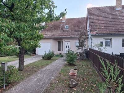 Eladó társasház - Jászberény (HŰTŐGÉPGYÁRI LAKÓTELEP) / 3. kép