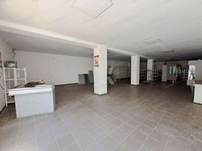 Eladó üzlethelyiség - Erk / 2. kép