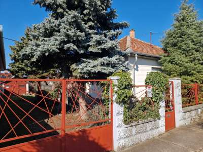 Eladó családi ház - Jászberény (kertváros) / 2. kép