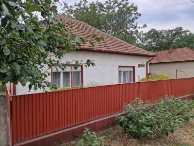 Eladó családi ház - Jászszentandrás / 2. kép