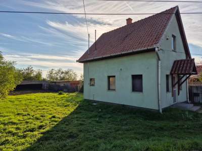 Eladó vendéglátóipari egység - Jászárokszállás / 2. kép