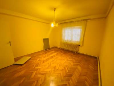 Eladó családi ház - Komárom (Szőny) / 14. kép