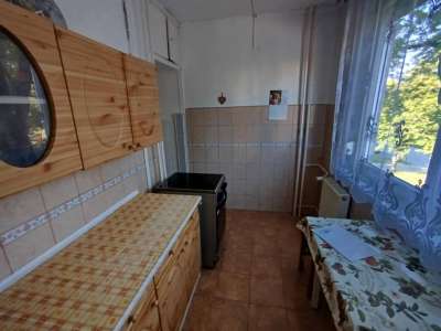 Eladó panellakás - Oroszlány / 1. kép