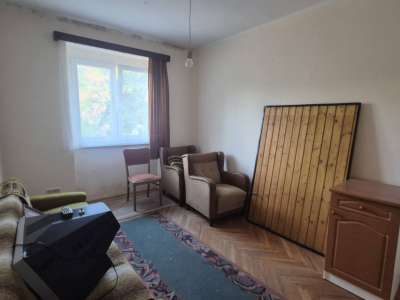 Eladó téglalakás - Oroszlány / 10. kép