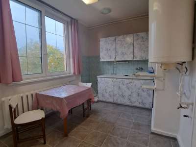 Eladó téglalakás - Oroszlány / 9. kép