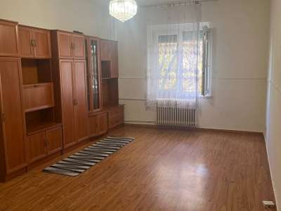 Eladó téglalakás - Tatabánya / 1. kép