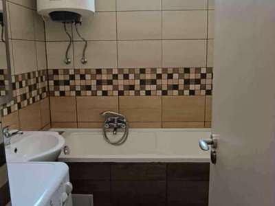 Eladó téglalakás - Komárom (Komárom) / 6. kép