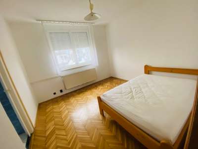 Eladó téglalakás - Komárom (Komárom) / 2. kép