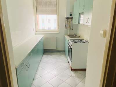 Eladó téglalakás - Komárom (Komárom) / 3. kép