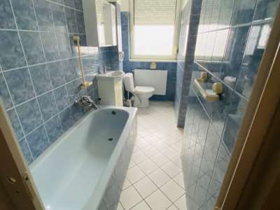 Eladó téglalakás - Komárom (Komárom) / 12. kép