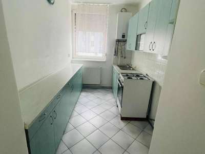 Eladó téglalakás - Komárom (Komárom) / 5. kép