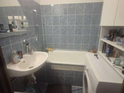 Eladó panellakás - Oroszlány / 4. kép