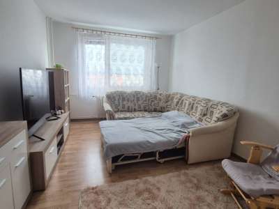 Eladó panellakás - Oroszlány / 4. kép