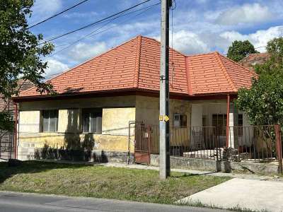 Eladó családi ház - Zsámbék / 1. kép