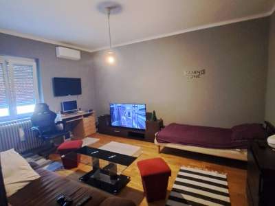 Eladó téglalakás - Oroszlány (Óváros) / 5. kép