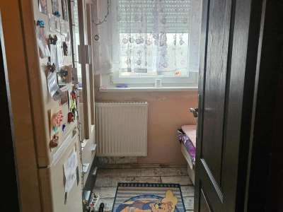 Eladó panellakás - Tatabánya (Újváros) / 5. kép