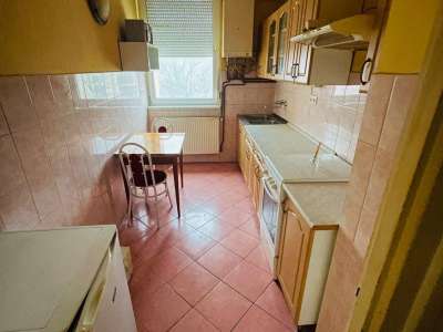 Eladó téglalakás - Komárom (Komárom) / 5. kép