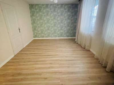 Eladó téglalakás - Komárom / 4. kép