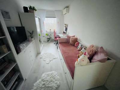 Eladó panellakás - Komárom (Komárom) / 7. kép