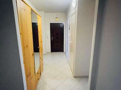 Eladó panellakás - Komárom (Komárom) / 9. kép