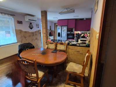 Eladó családi ház - Bokod / 2. kép