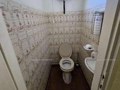 Eladó üzlethelyiség - Tata / 5. kép