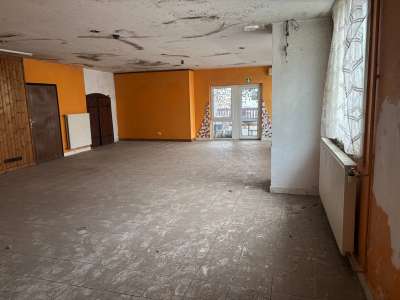 Eladó vendéglátóipari egység - Tata (Tata) / 2. kép