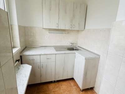 Eladó téglalakás - Komárom (Komárom) / 4. kép