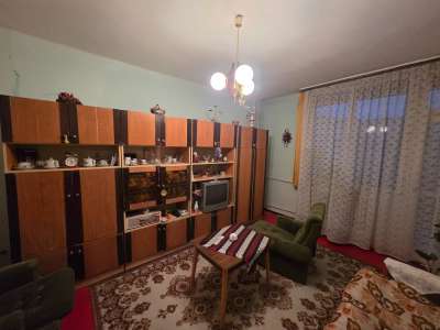 Eladó téglalakás - Oroszlány (Oroszlány) / 1. kép