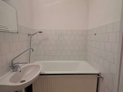 Eladó panellakás - Oroszlány (Oroszlány) / 4. kép