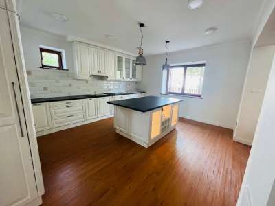 Eladó családi ház - Komárom (Komárom) / 18. kép