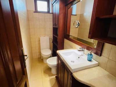 Eladó családi ház - Komárom (Komárom) / 33. kép