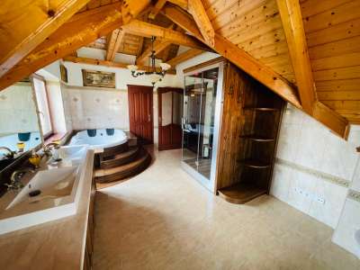 Eladó családi ház - Komárom (Komárom) / 59. kép