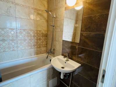 Eladó panellakás - Komárom (Komárom) / 18. kép