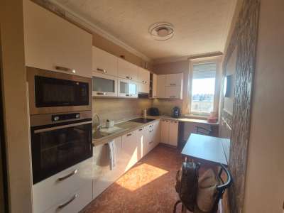 Eladó téglalakás - Oroszlány / 3. kép